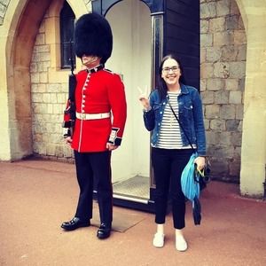 Meet your Posher, Hilary